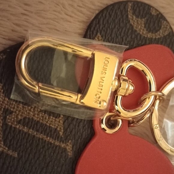 NWOB Louis Vuitton Minnie Mouse Key chain - Picture 6 of 15